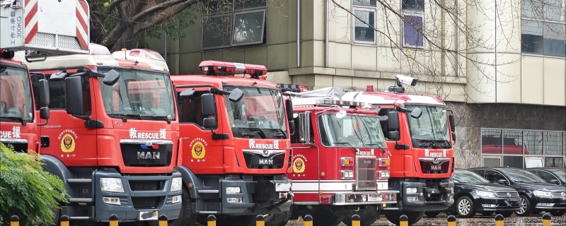 自闭症男童苍山走失 三百名志愿者冒雨搜救
